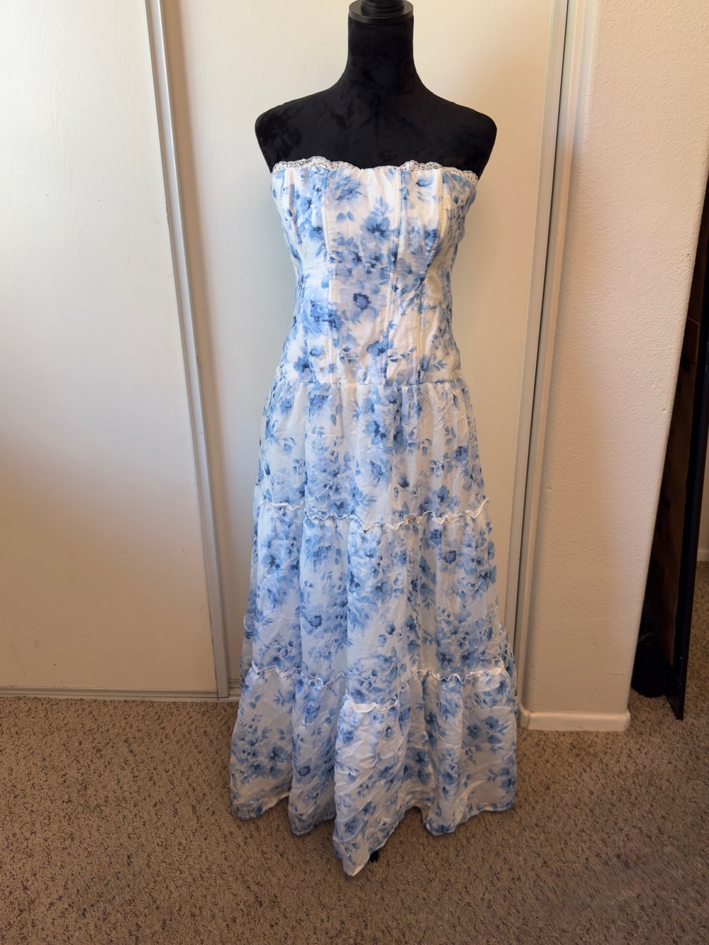 Women's Strapless Maxi Dress
